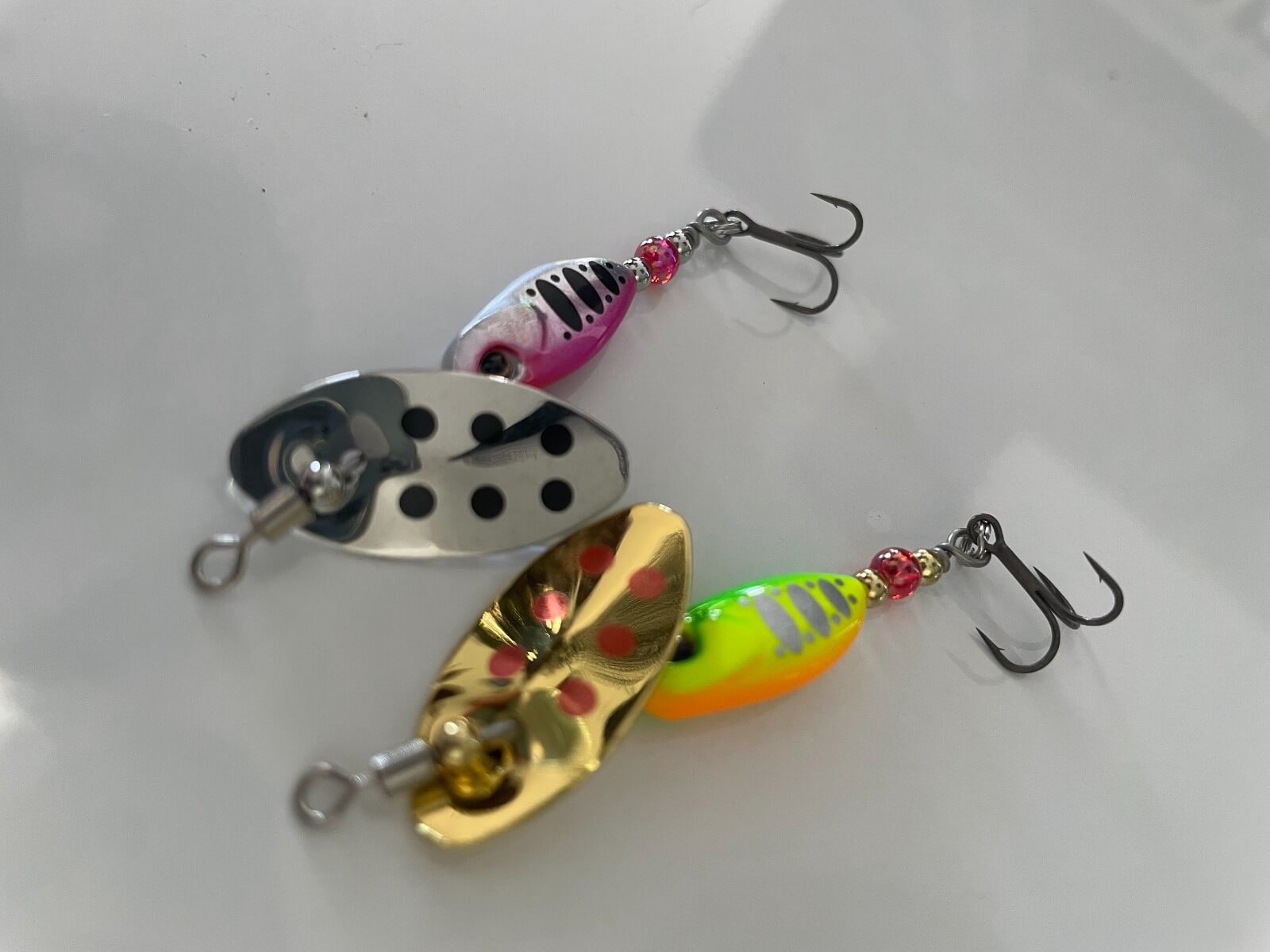 motif et coloris pour une cuiller de pêche